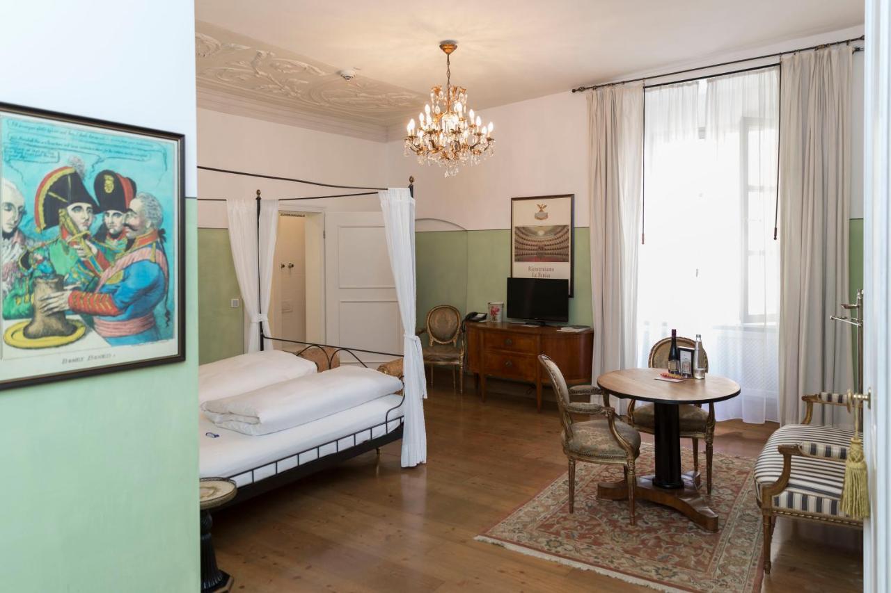 Orphee - Grosses Haus 3* Regensburg