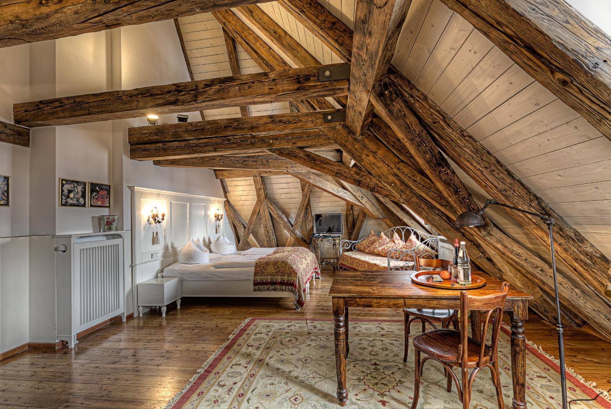 Orphee - Grosses Haus 3* Regensburg