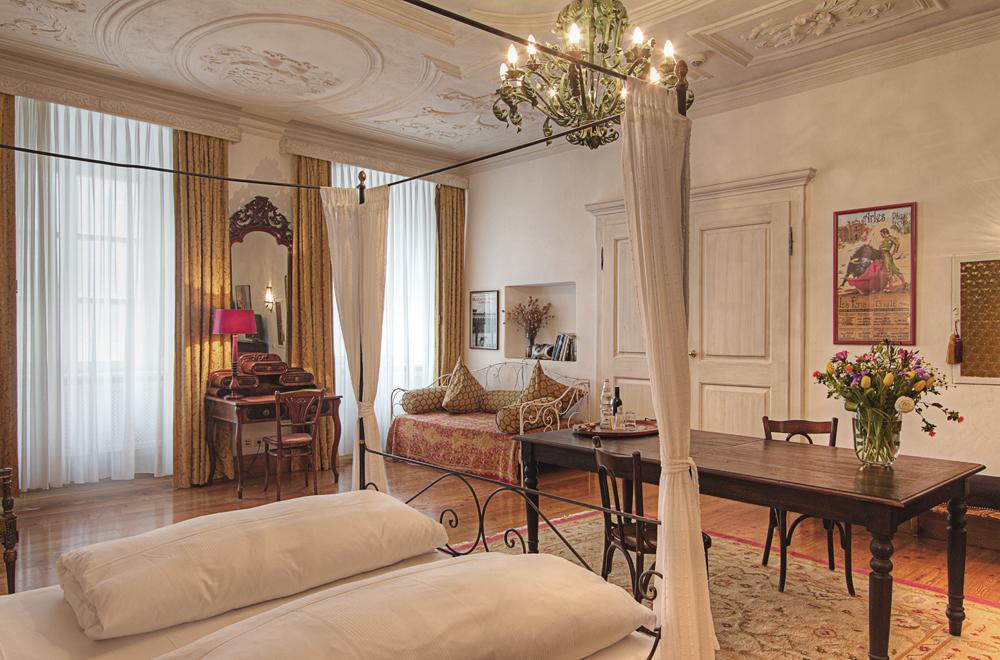 Orphee - Grosses Haus Hotel 3*